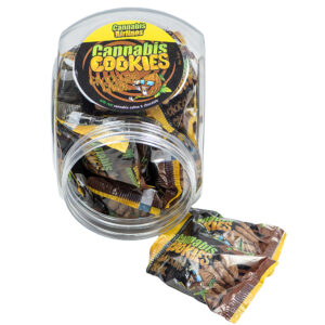 Biscotti al cioccolato e cereali con proteine ​​della canapa